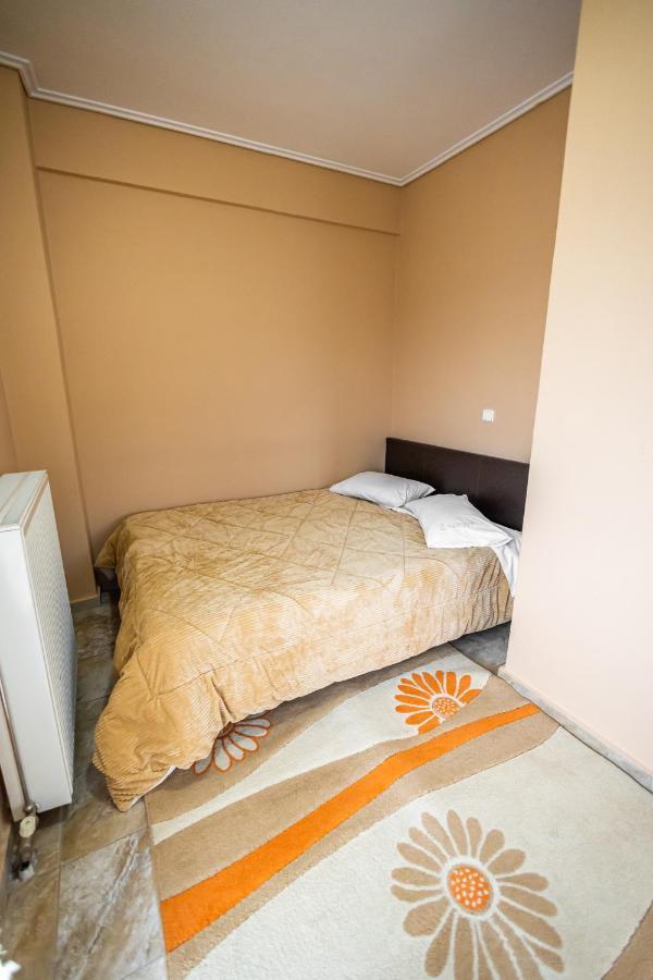 Enastron Hotel Kalavryta Exterior photo