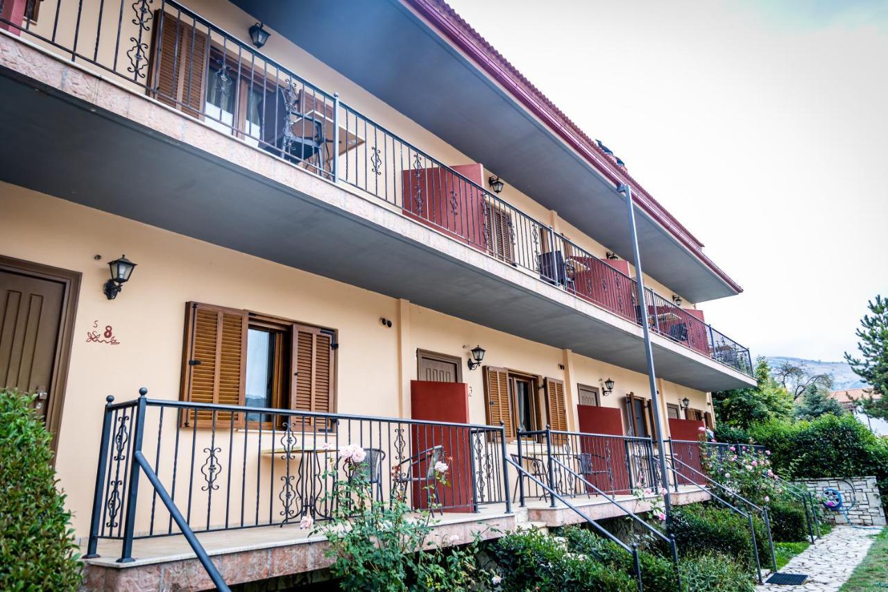 Enastron Hotel Kalavryta Exterior photo