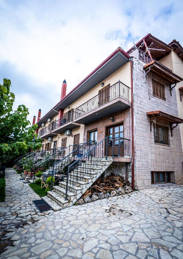 Enastron Hotel Kalavryta Exterior photo